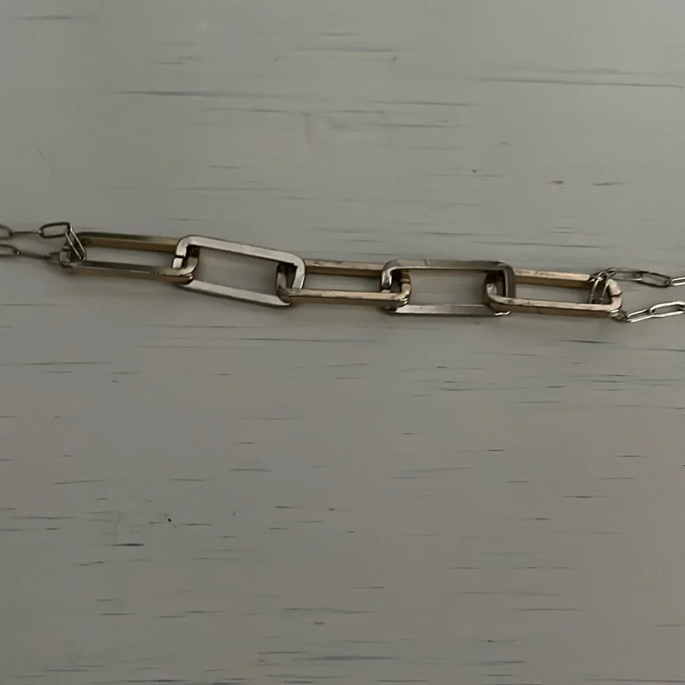 Maryln Schiff Paperclip Chain Gold-tone Necklace - Picture 4 of 5